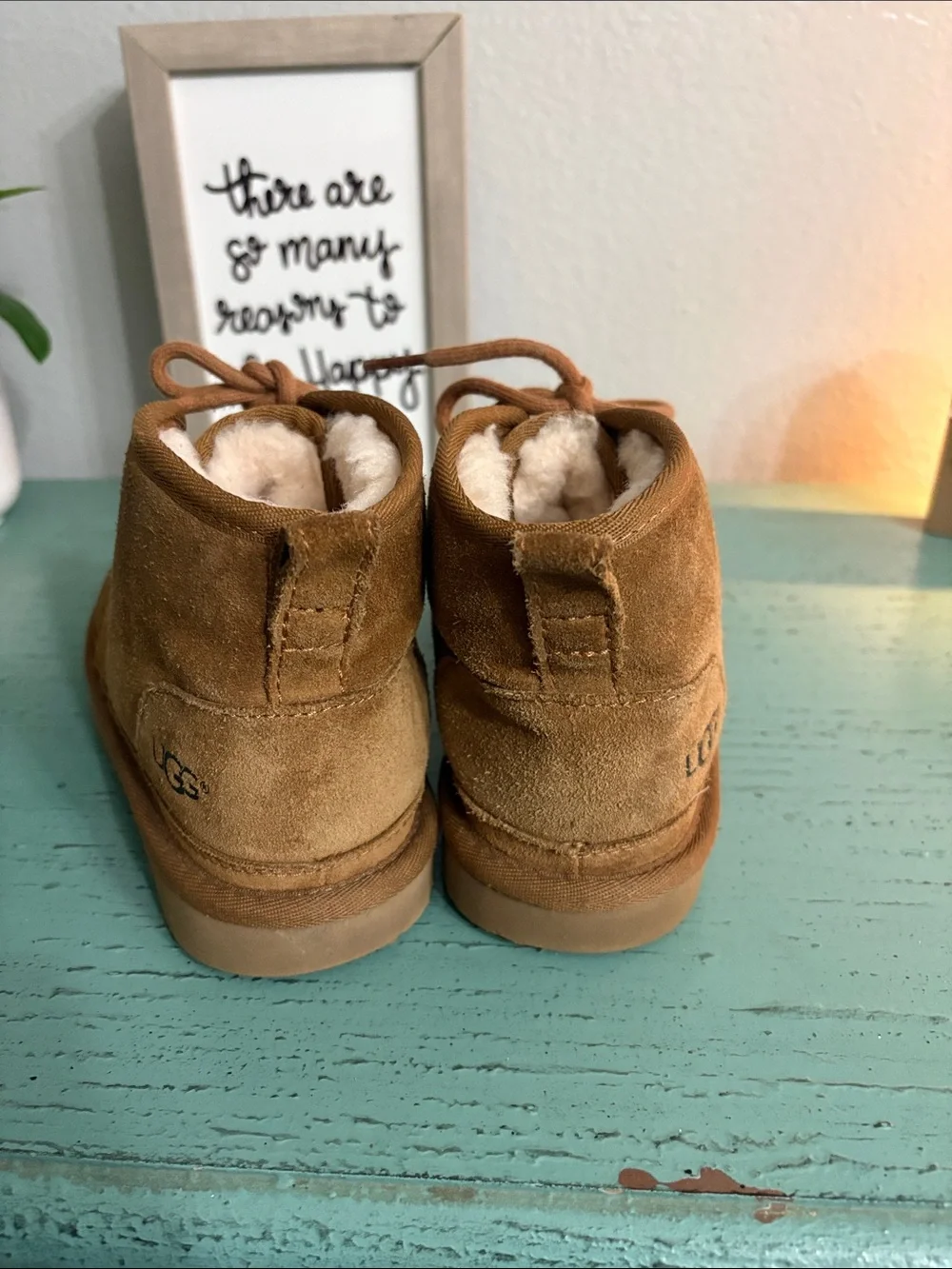 UGG Kids Chestnut Suede Lace-Up Ankle Boots
